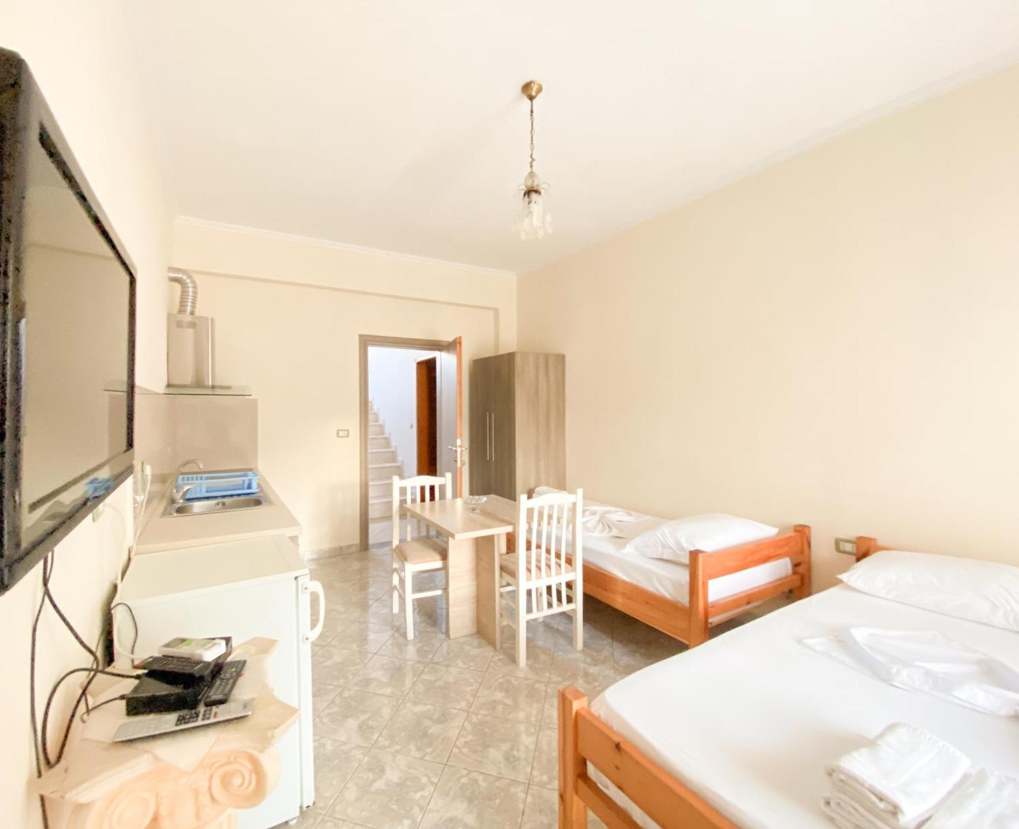 Summerland Saranda Экстерьер фото